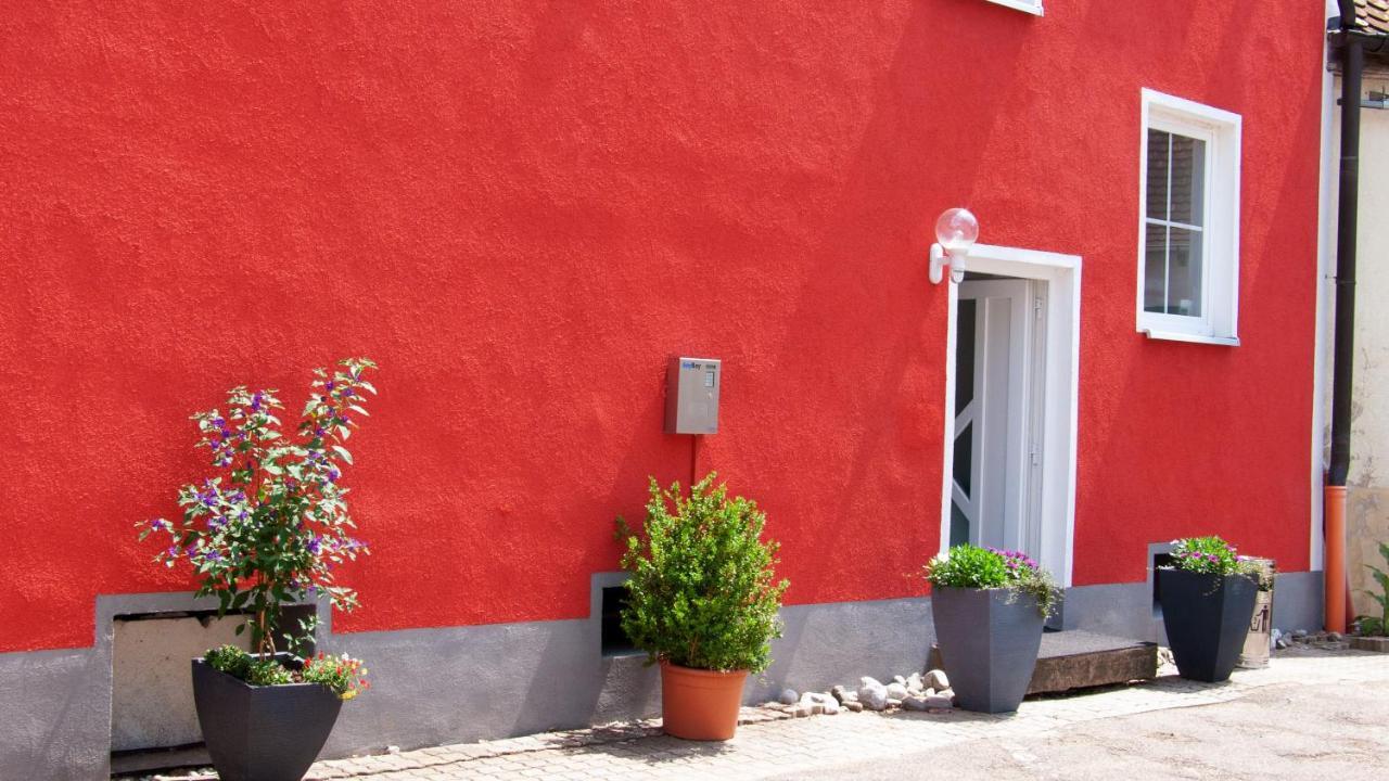 Apartmenthaus "Zum Birnbaum" Rosstal ภายนอก รูปภาพ