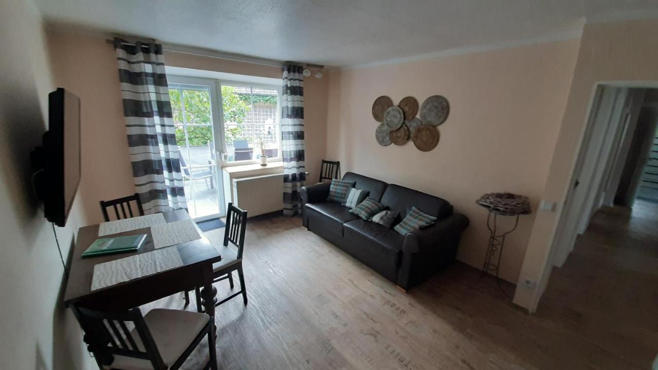 Apartmenthaus "Zum Birnbaum" Rosstal ภายนอก รูปภาพ
