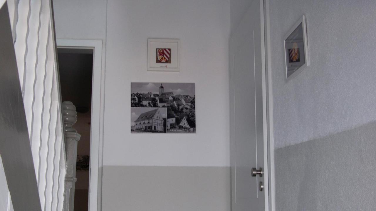 Apartmenthaus "Zum Birnbaum" Rosstal ภายนอก รูปภาพ