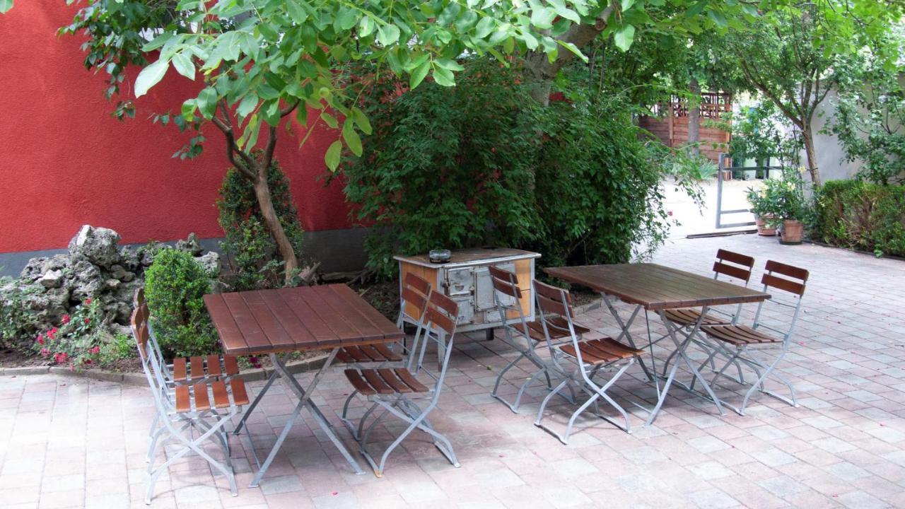 Apartmenthaus "Zum Birnbaum" Rosstal ภายนอก รูปภาพ