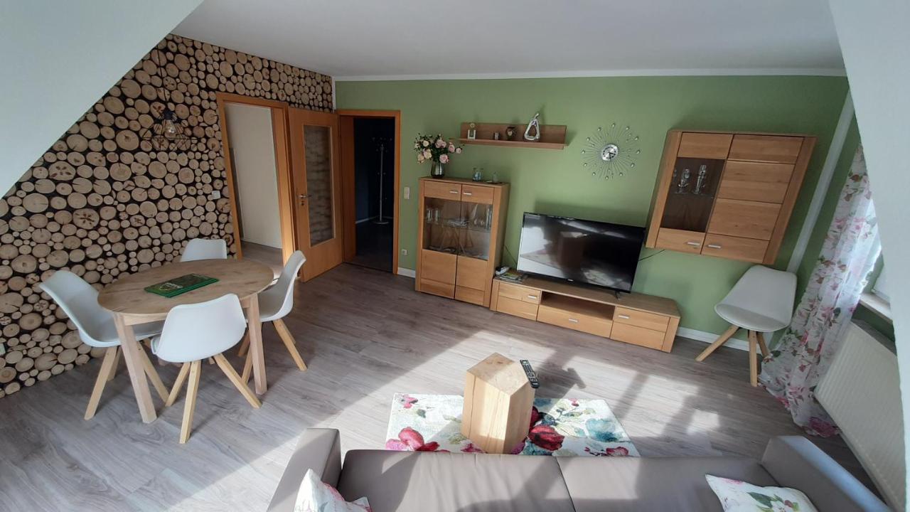 Apartmenthaus "Zum Birnbaum" Rosstal ภายนอก รูปภาพ
